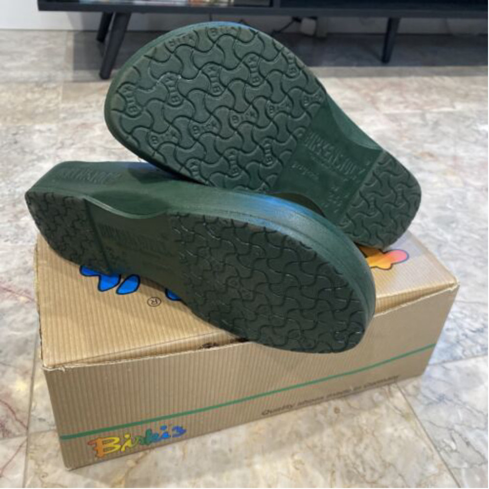 NEW BIRKI's Birkenstock Dark Green Polyurethane Clogs Size 35 US 4-4.5